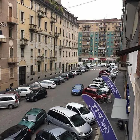 Hotel Hostel Milan City 3*